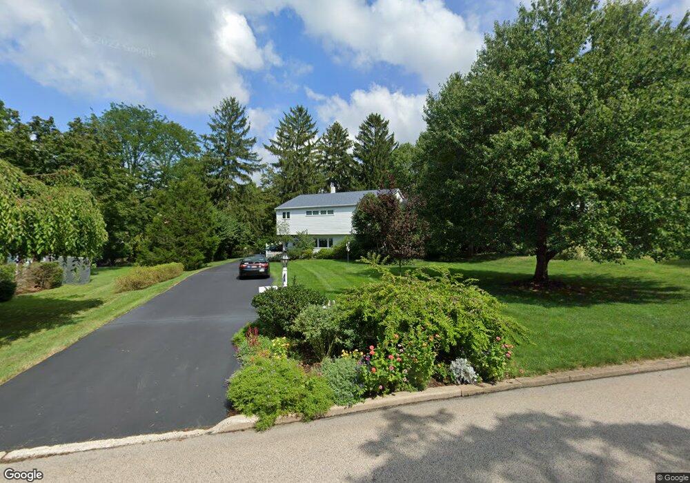 8207 Hull Dr, Glenside, PA 19038 - photo 1