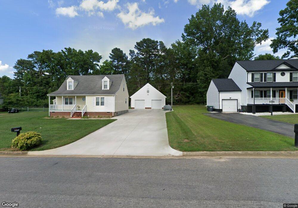 6872 Hearthside Dr, Prince George, VA 23875 - photo 1