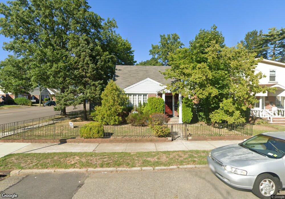 23103 128th Rd, Springfield Gardens, NY 11413 - photo 1