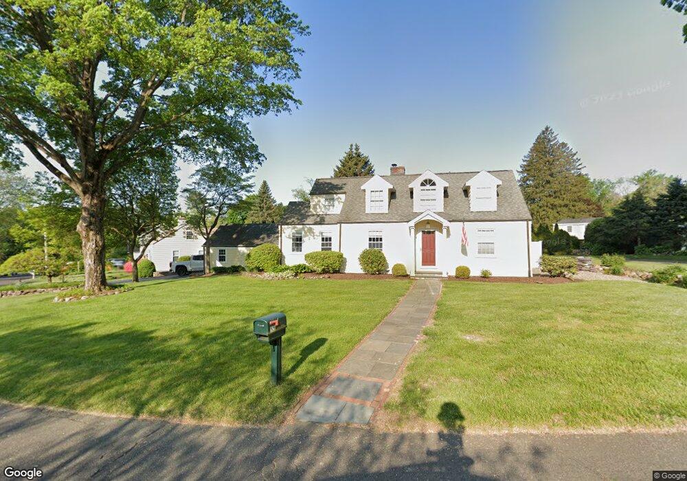 55 Highgate Rd, Trumbull, CT 06611 - photo 1