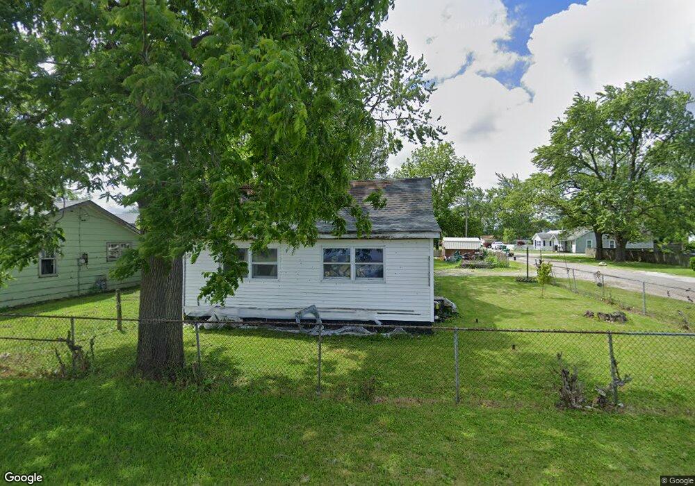 321 Piatt Ave, Mattoon, IL 61938 - photo 1
