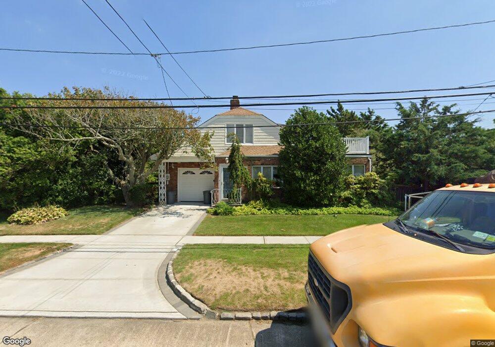 46 Dutchess Blvd, Atlantic Beach, NY 11509 - photo 1