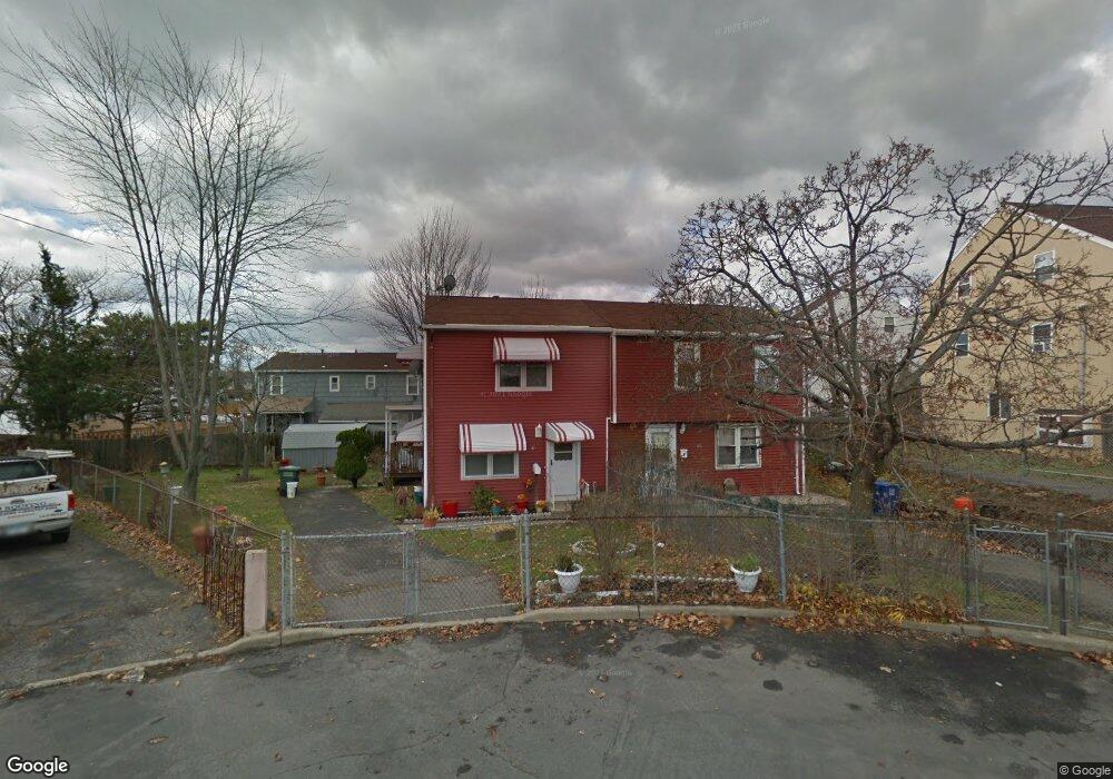 65 Sherman Park Cir, Bridgeport, CT 06608 - photo 1