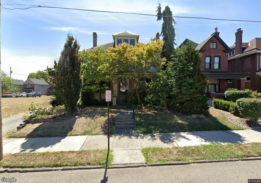 1359 Bryden Rd, Columbus, OH 43205 - photo 1