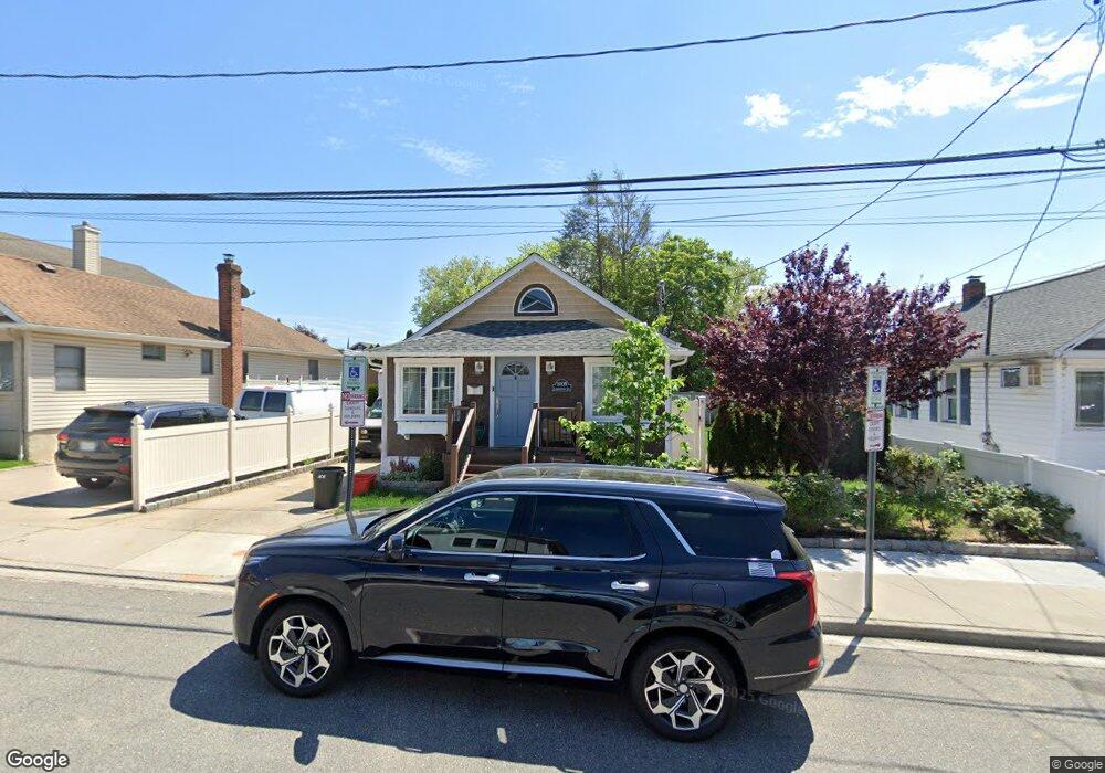 1005 Lewiston St, Franklin Square, NY 11010 - photo 1