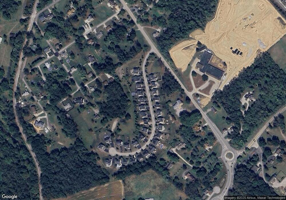 110 Highcroft Cir, Eighty Four, PA 15330 - photo 1