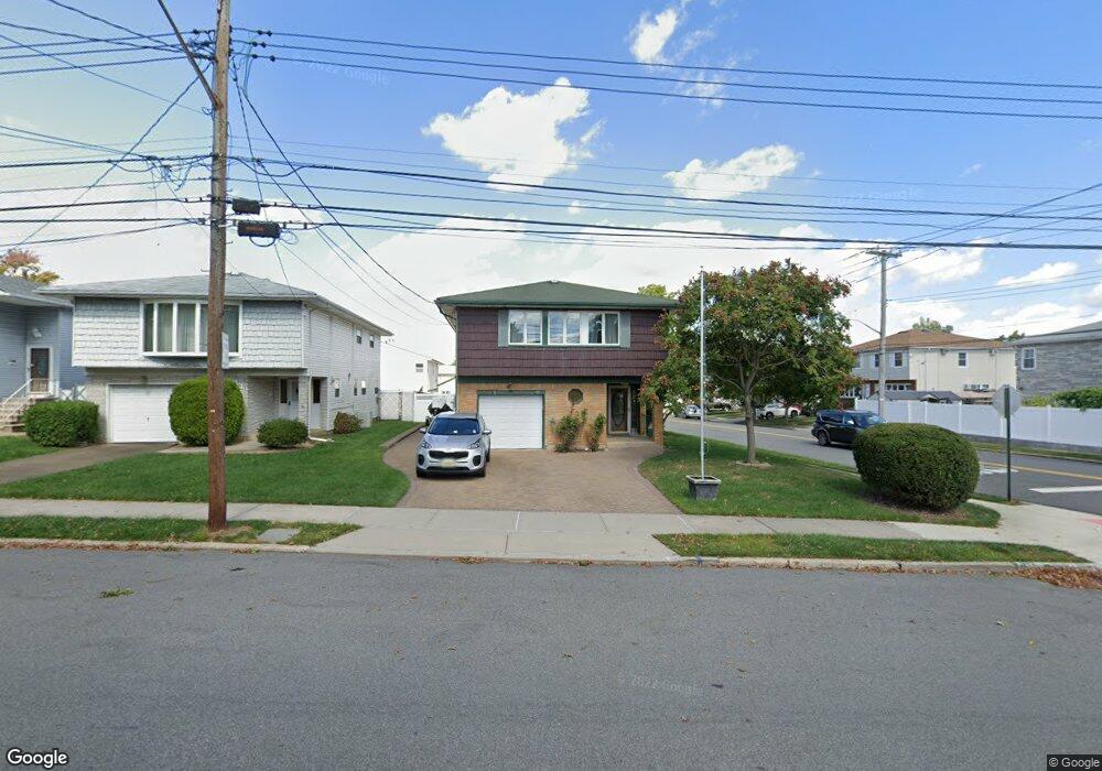 59 Genesee Ave, Staten Island, NY 10308 - photo 1