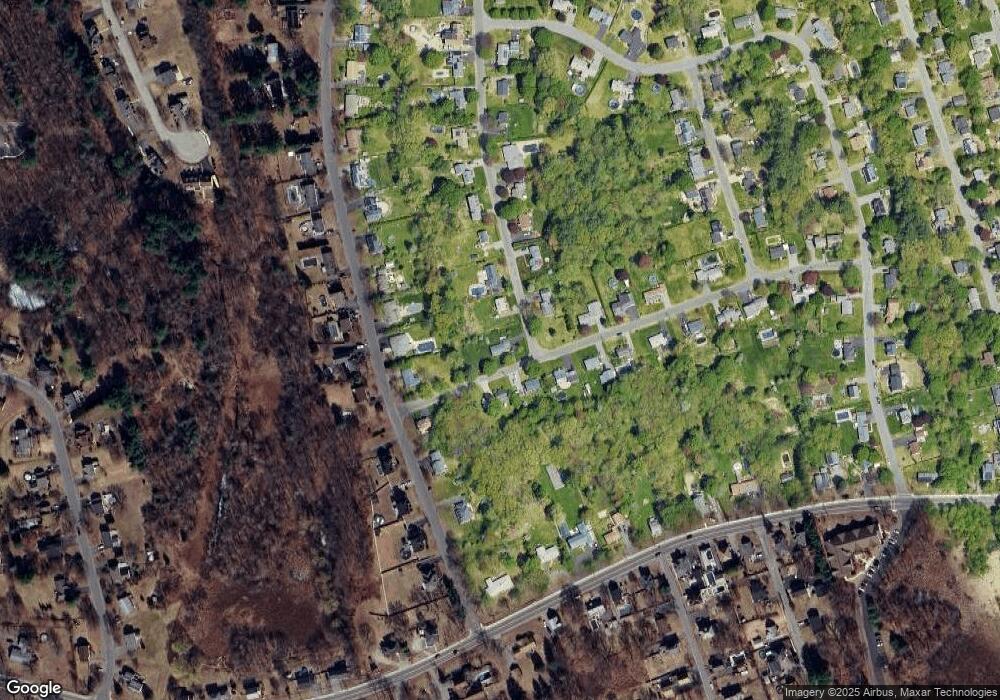 31 University Ln, Methuen, MA 01844 - photo 1