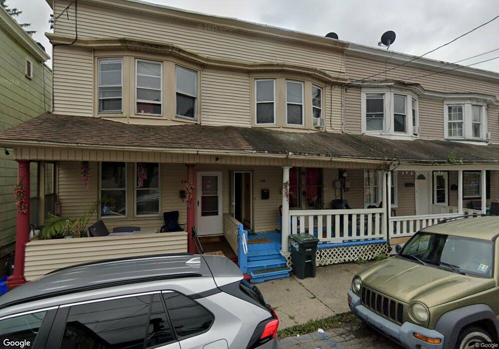 548 W Maple St, Hazleton, PA 18201 - photo 1