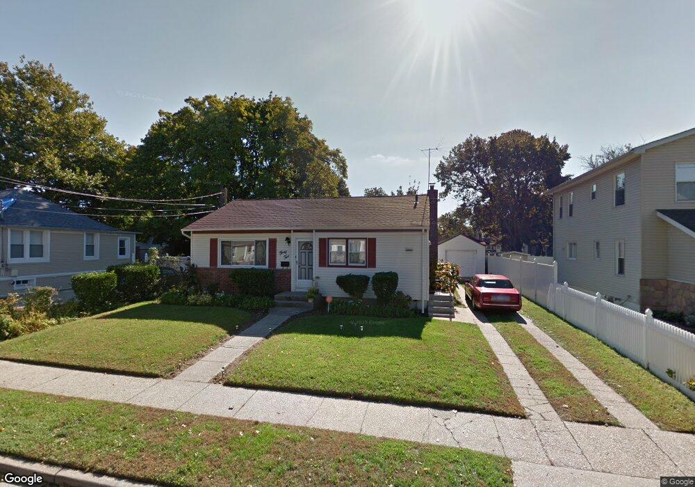 42 E Greenwich Ave, Roosevelt, NY 11575 - photo 1