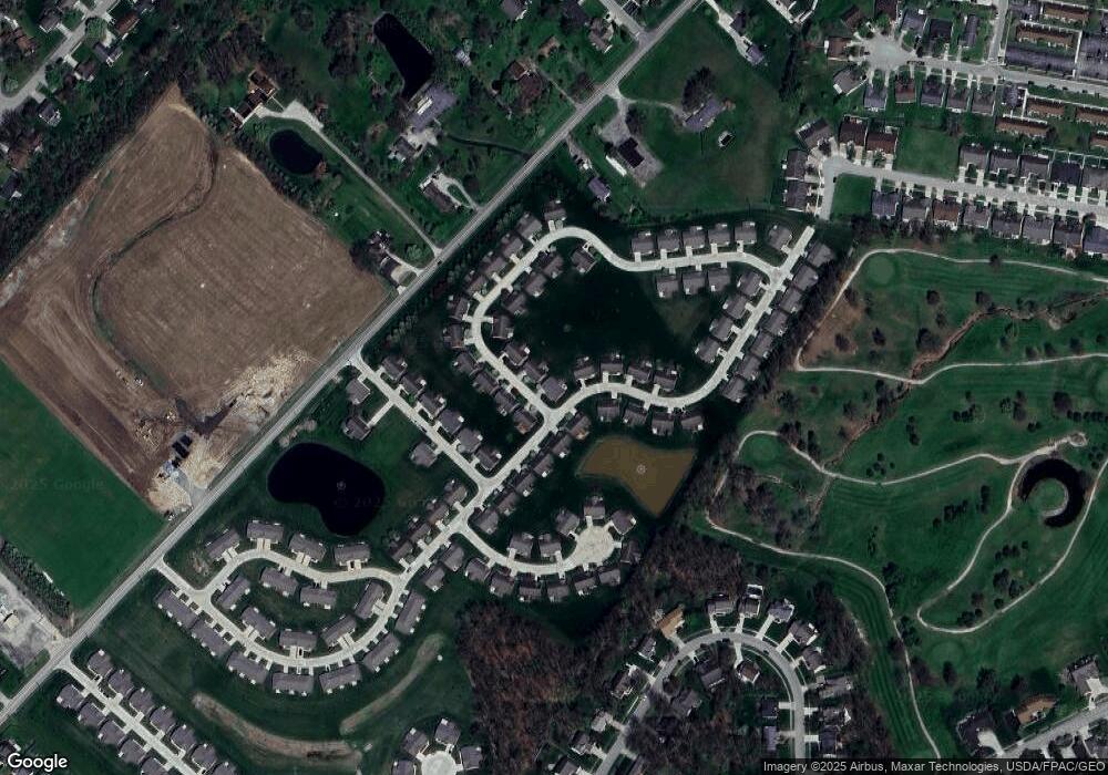 697 Wood Run Dr unit 76, Marysville, OH 43040 - photo 1