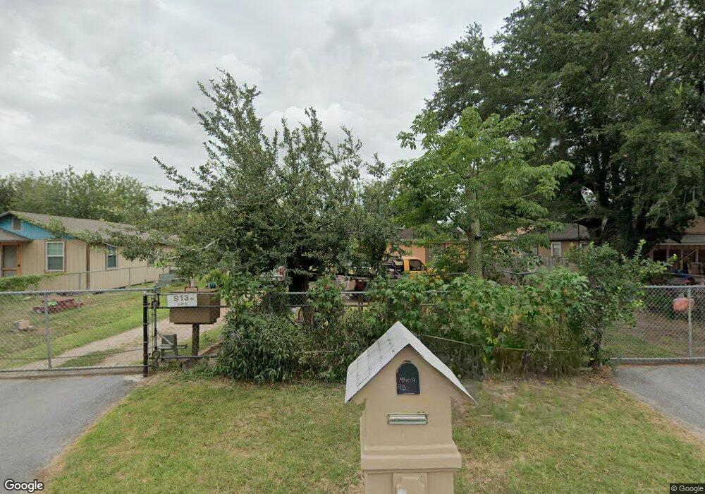 913 N Guadalupe St, Weslaco, TX 78599 - photo 1