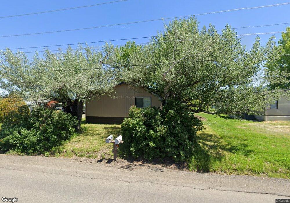 5648 Mcloughlin Dr, Central Point, OR 97502 - photo 1