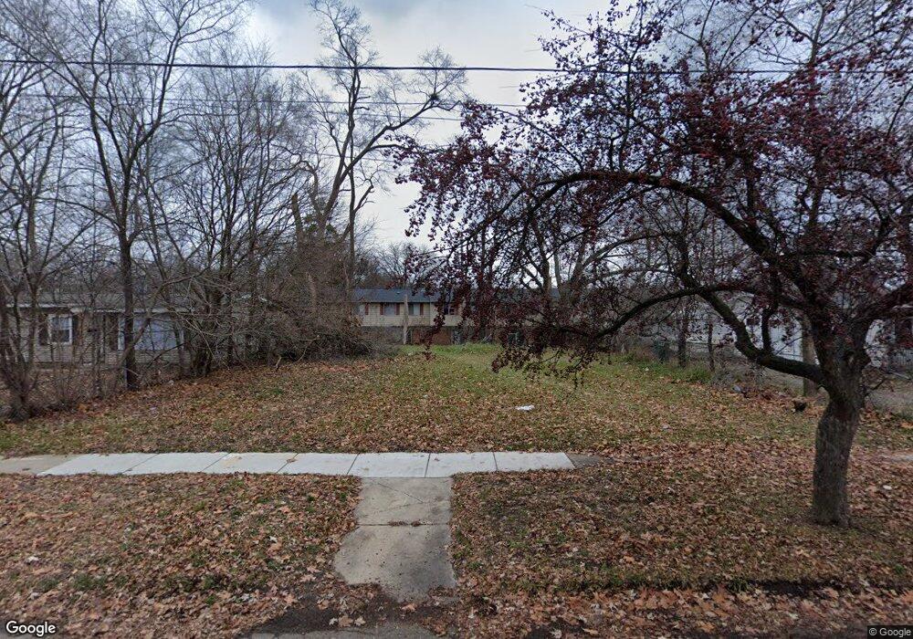 836 Dornell Ave, Lansing, MI 48910 - photo 1