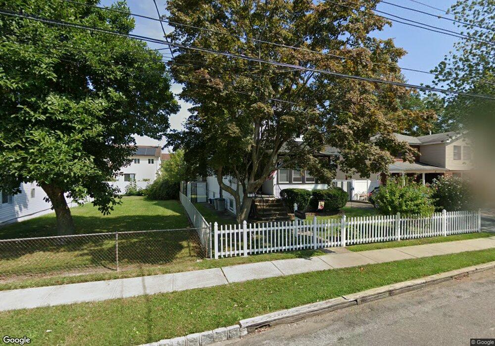 133 Fabian St, Staten Island, NY 10312 - photo 1