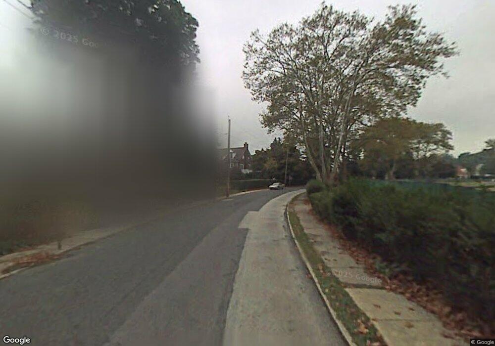 898 Pennsylvania St, Bryn Mawr, PA 19010 - photo 1