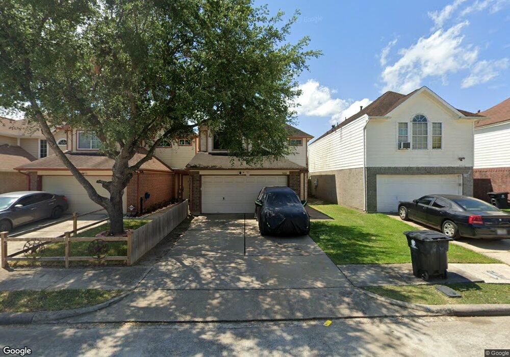 9284 Kingsflower Cir, Houston, TX 77075 - photo 1