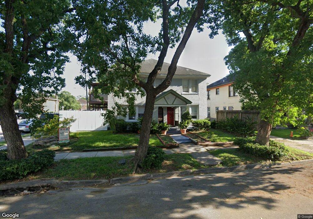 1839 Colquitt St, Houston, TX 77098 - photo 1
