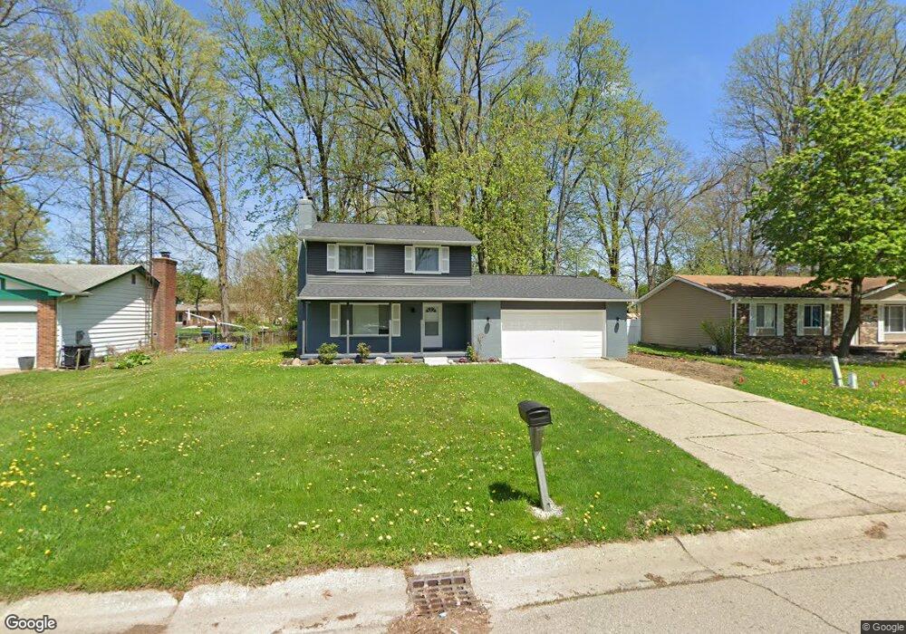 5498 Meadowcrest Dr, Flint, MI 48532 - photo 1
