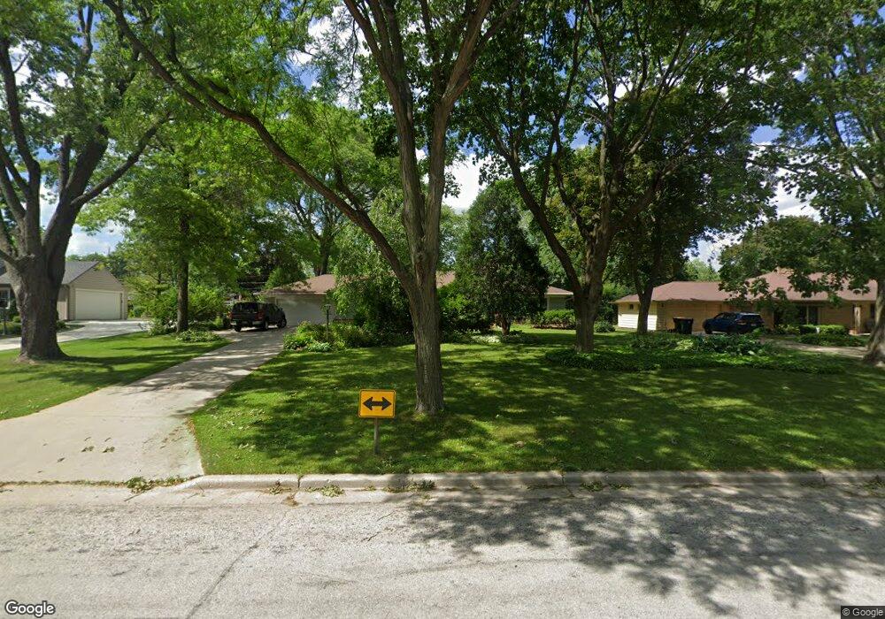 12280 W Walnut Rd, Milwaukee, WI 53226 - photo 1