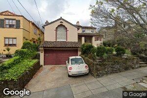 808 Paramount Rd, Oakland, CA 94610