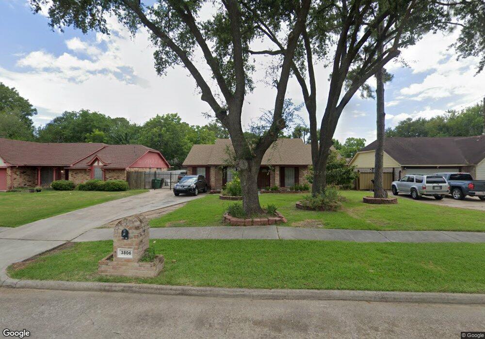 3806 Lemon Tree Ln, Houston, TX 77088 - photo 1