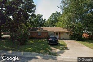 1206 S Detroit Ave, Russellville, AR 72801