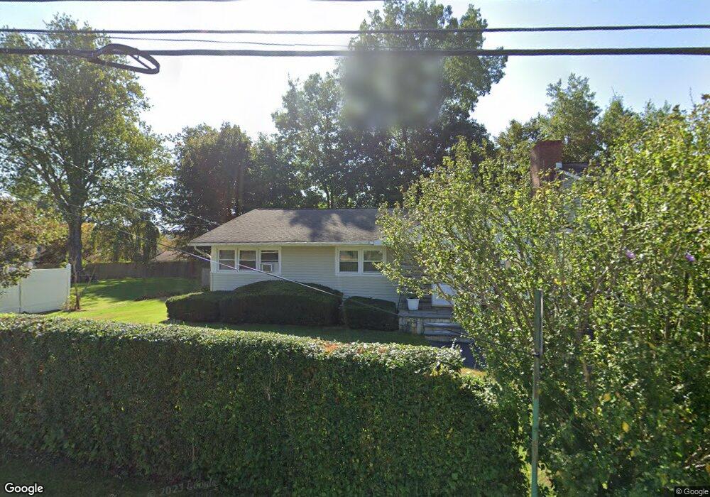 7 Ilion Rd, New Fairfield, CT 06812 - photo 1