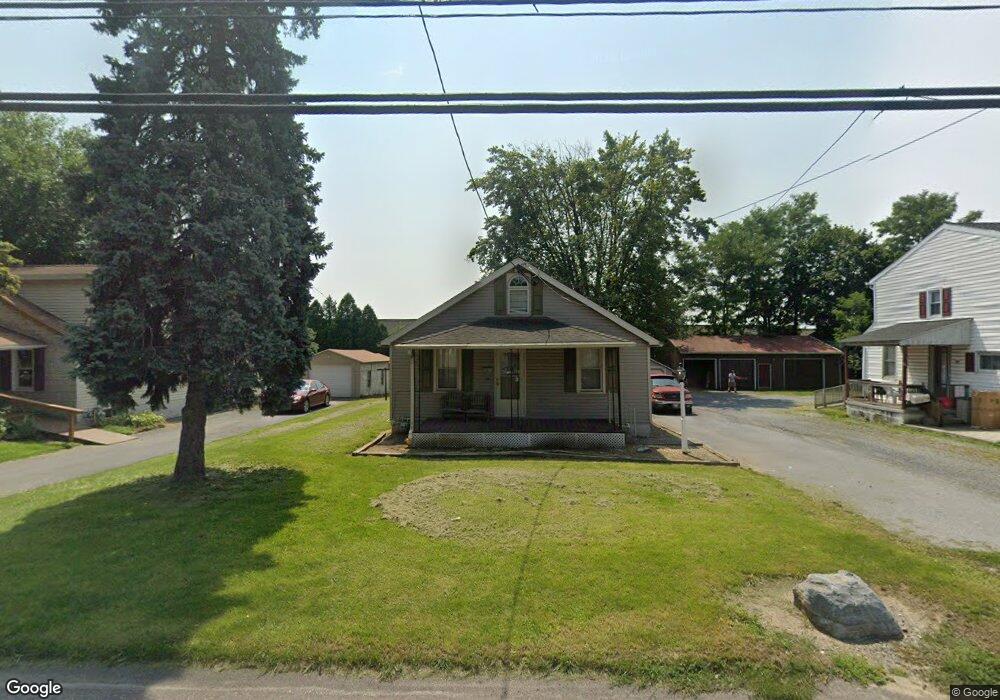 38 E Main St, Leola, PA 17540 - photo 1