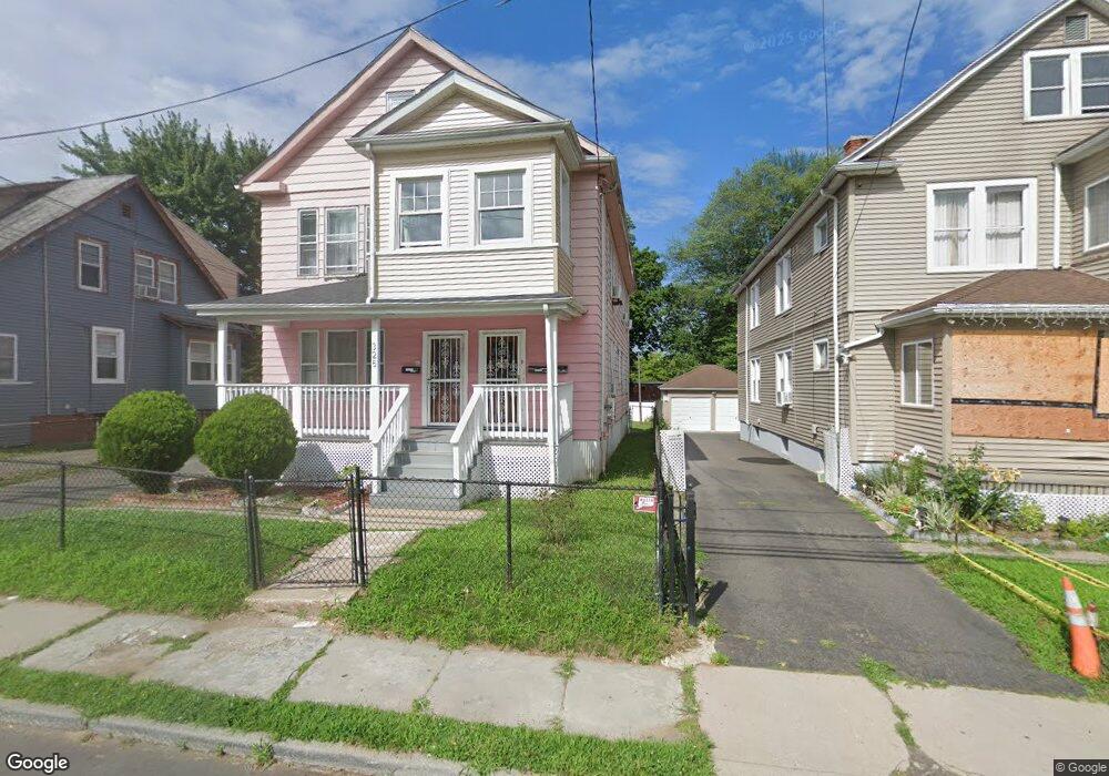 325 Hillside Ave, Hartford, CT 06106 - photo 1