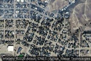 529 6th St N, Glasgow, MT 59230