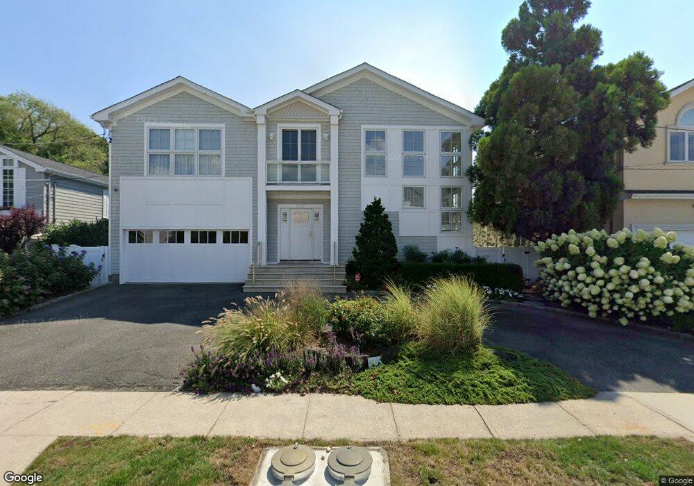 1641 Bay Blvd, Atlantic Beach, NY 11509 - photo 1