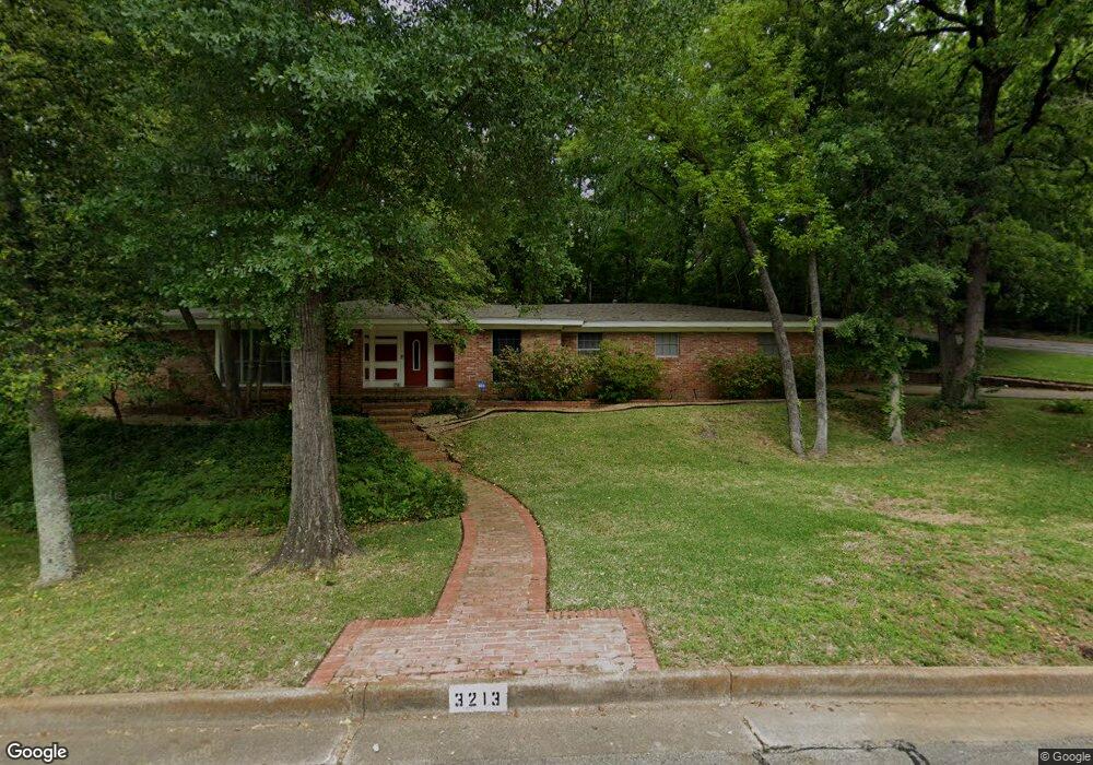 3213 Dinah Ln, Tyler, TX 75701 - photo 1