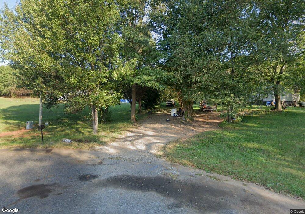 143 Southway Ln, Statesville, NC 28625 - photo 1