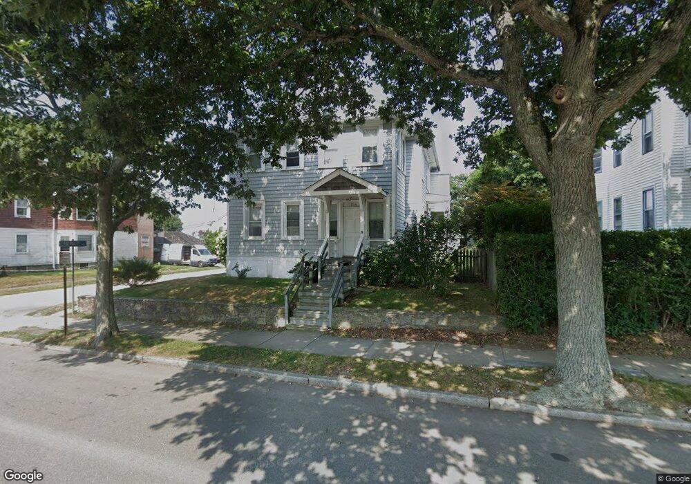 516 Broadway unit 1, Newport, RI 02840 - photo 1