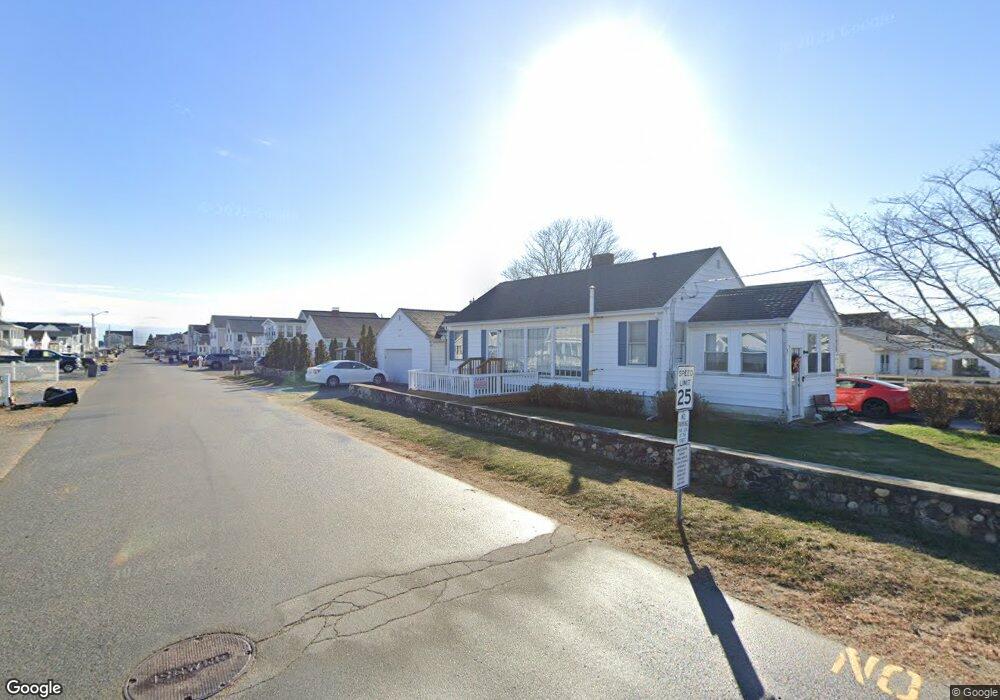 91 Concord St, Seabrook, NH 03874 - photo 1