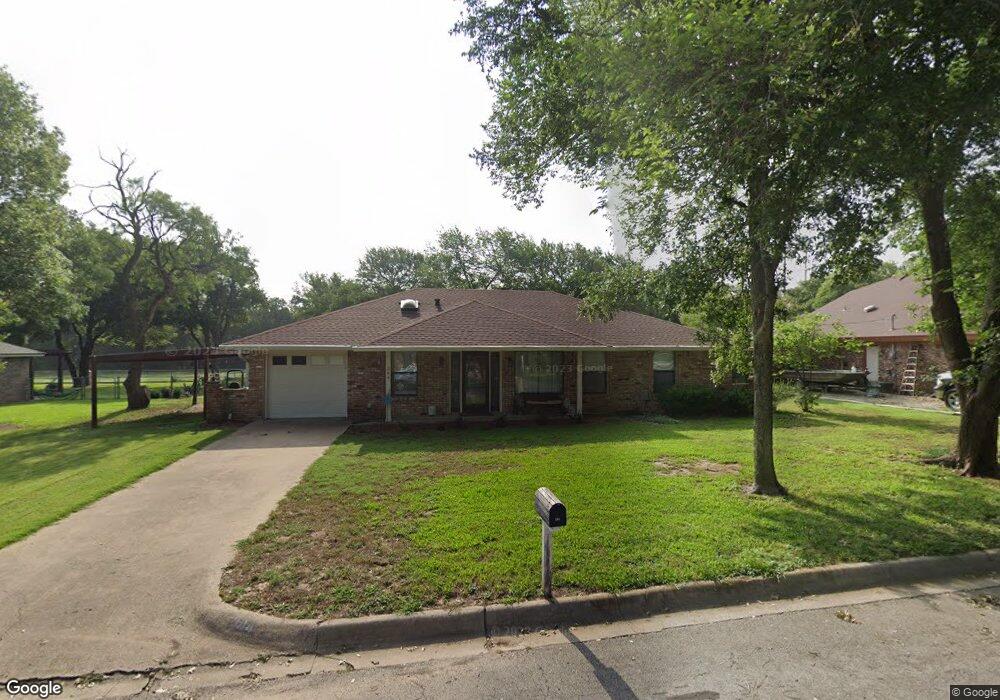 344 Huggins Dr, Springtown, TX 76082 - photo 1