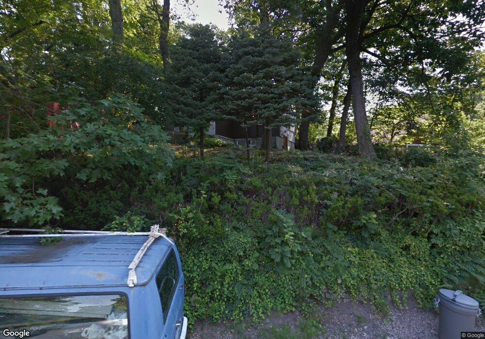 4 Towle Place, Glen Cove, NY 11542 - photo 1