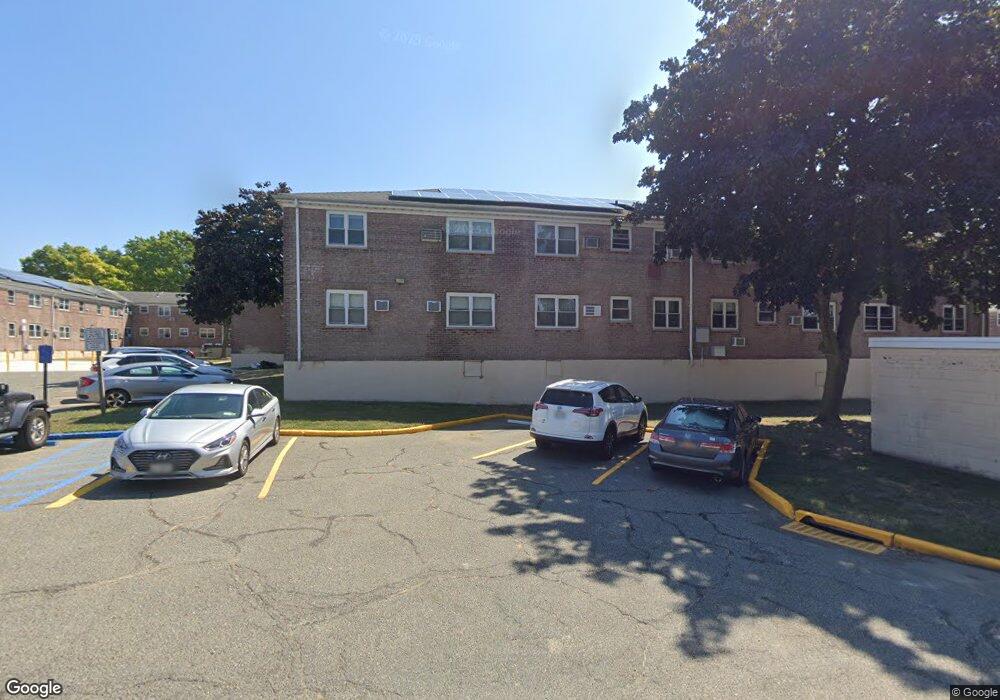 6768 150th St, Flushing, NY 11367 - photo 1