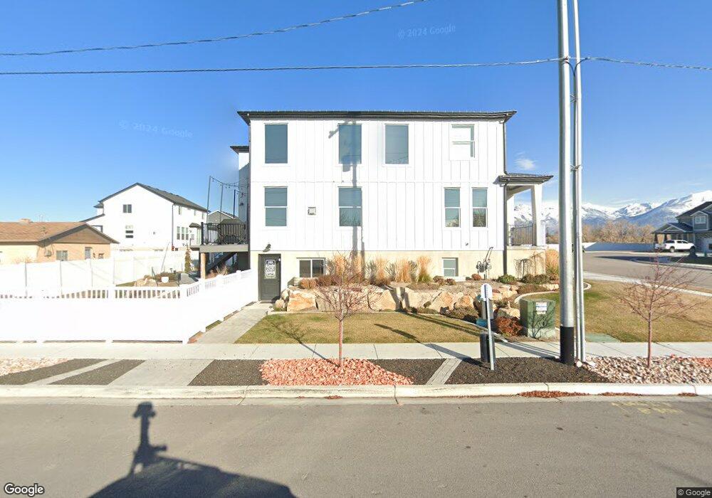 692 S Sunset Fields Cir, Lehi, UT 84043 - photo 1