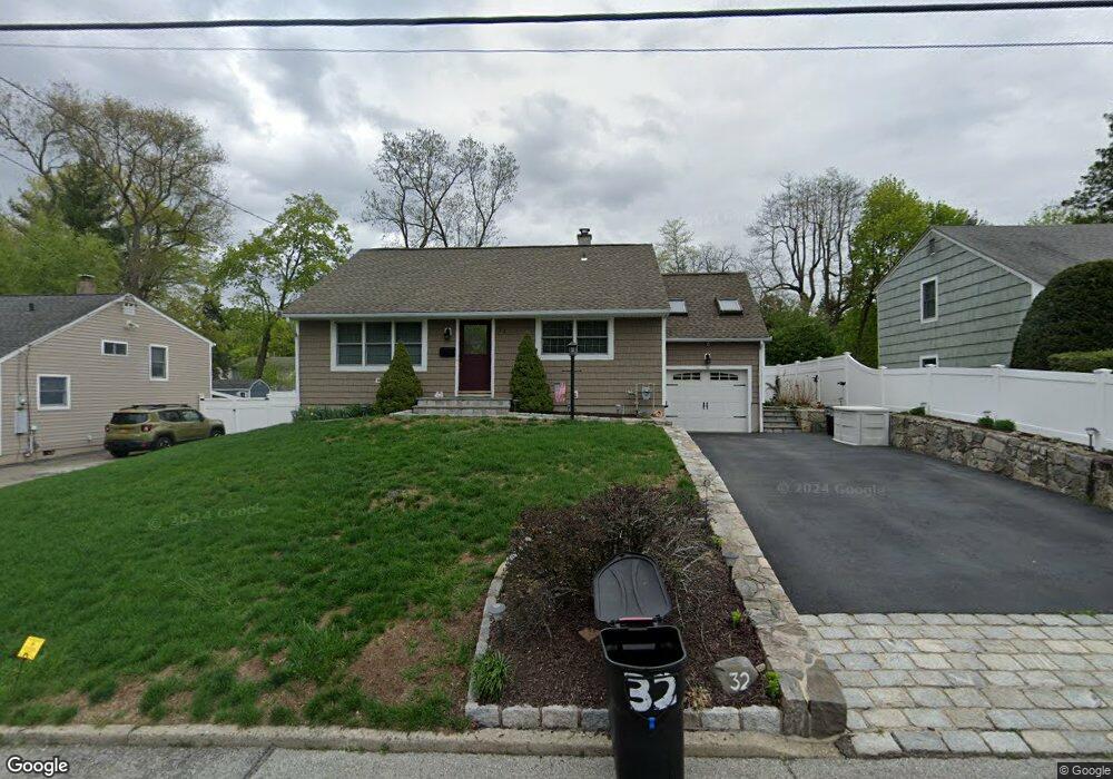 32 2nd Ave, Ossining, NY 10562 - photo 1