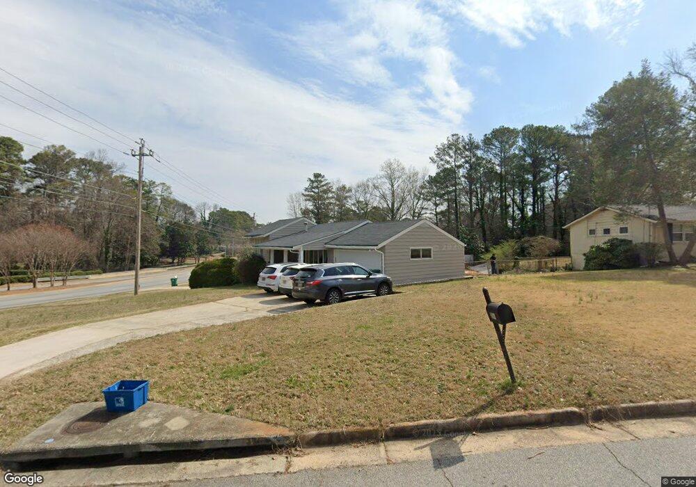 2861 Strathmoor Rd SE unit 1, Smyrna, GA 30080 - photo 1