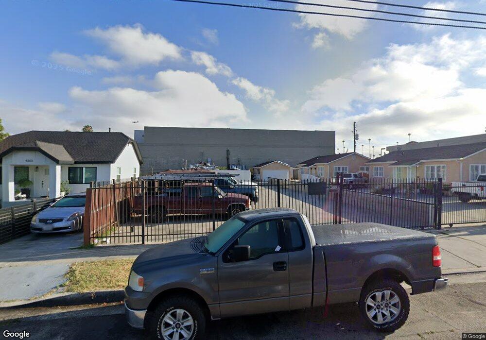4301 W 101st St, Inglewood, CA 90304 - photo 1