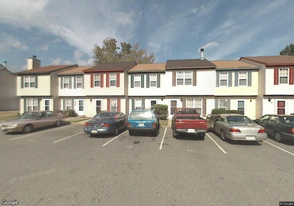 33 Pepperwood Ln, Portsmouth, VA 23703 - photo 1