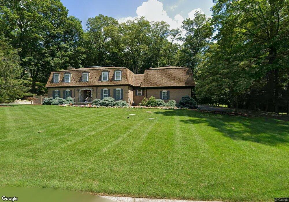 724 Windswept Ln, Franklin Lakes, NJ 07417 - photo 1