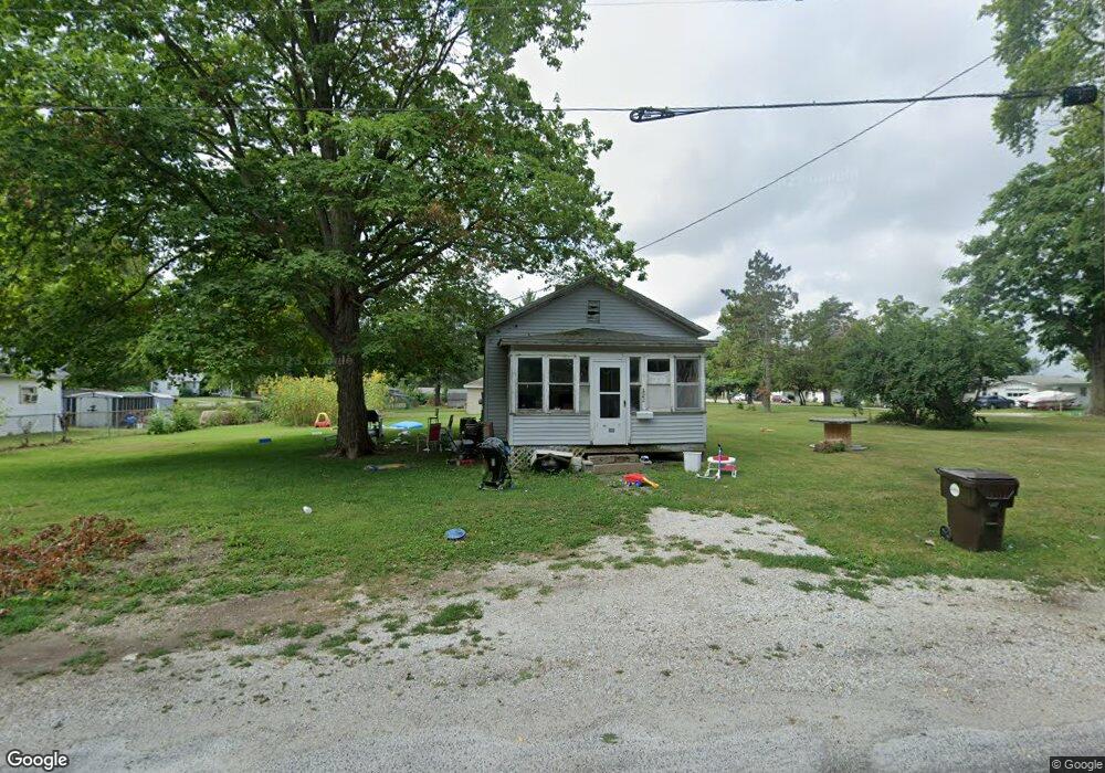 322 W Beardstown St, Virginia, IL 62691 - photo 1