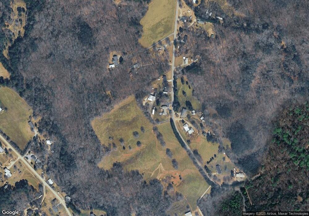 527 Garland White Rd, Alto, GA 30510 - photo 1