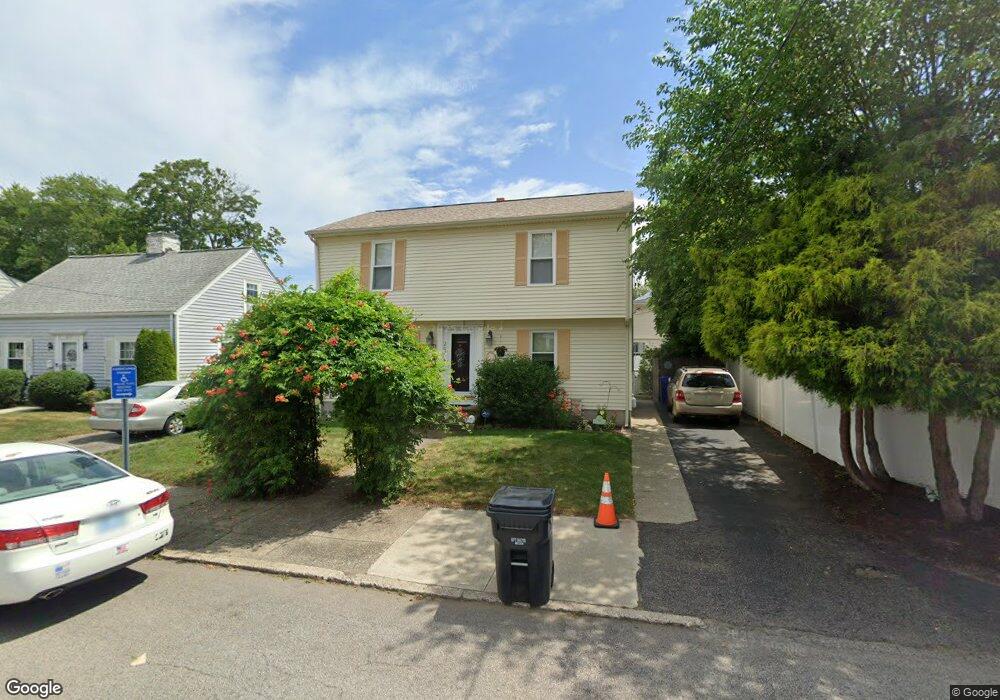 207 Vine St, Pawtucket, RI 02861 - photo 1