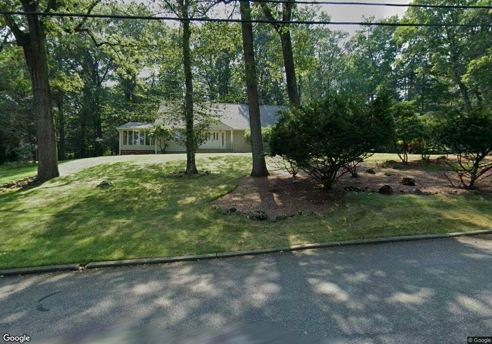 588 Navaho Trail, Franklin Lakes, NJ 07417 - photo 1