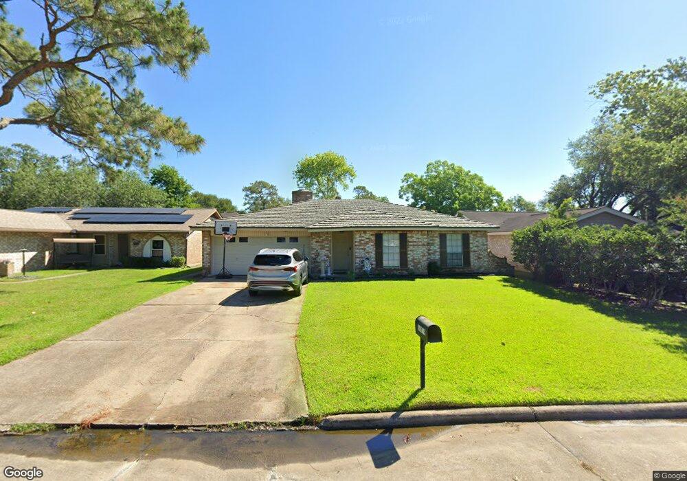 16719 Tibet Rd, Friendswood, TX 77546 - photo 1